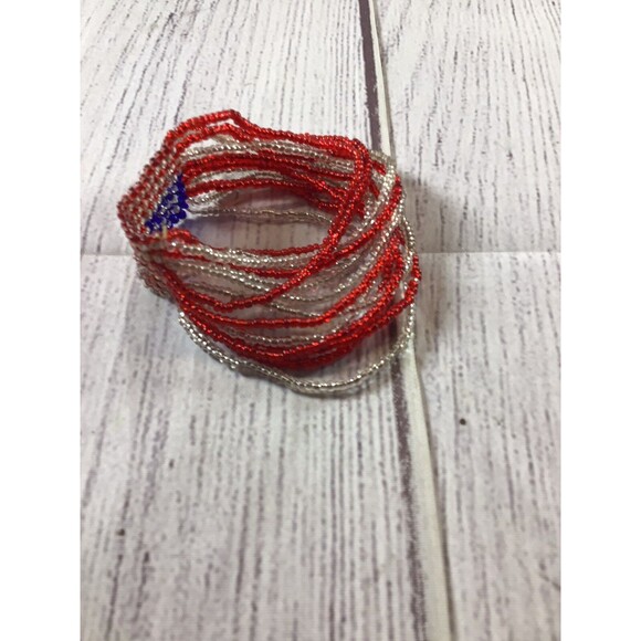 14 Strand Beaded Red White Blue Stretch Bracelet USA Flag Stars And Stripes - Picture 8 of 8